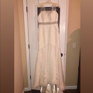 Essence of Australia Wedding Dress